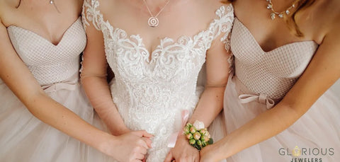 5 Diamond Necklaces for a Summer Wedding Jewelry Styles